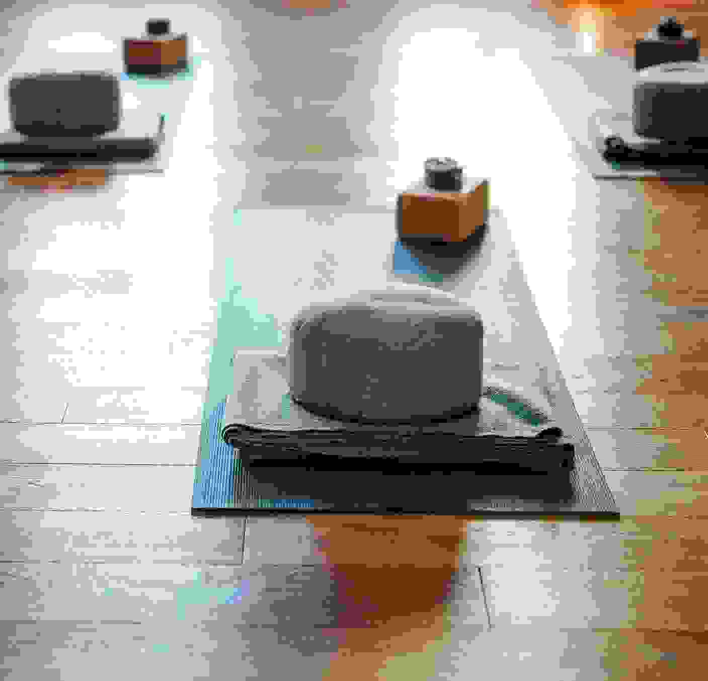Yogamatten und Hilfsmittel