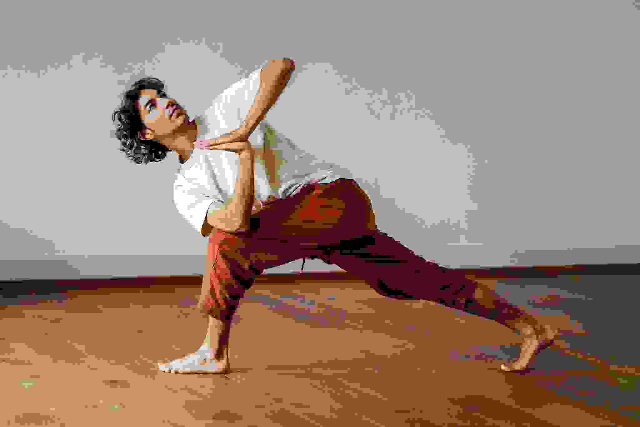 Yoga Gedrehte Winkelhaltung yogamoves