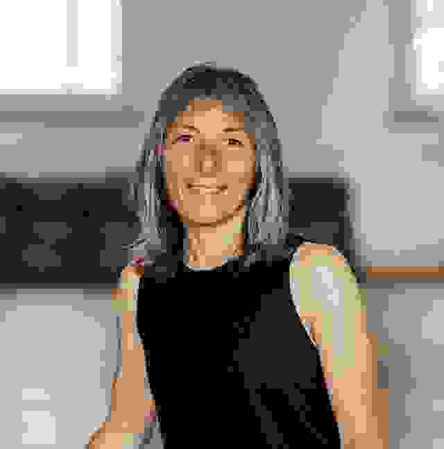 Evelyn Hunger, Hatha Yoga, Yoga Ausbildungen, Ayurveda