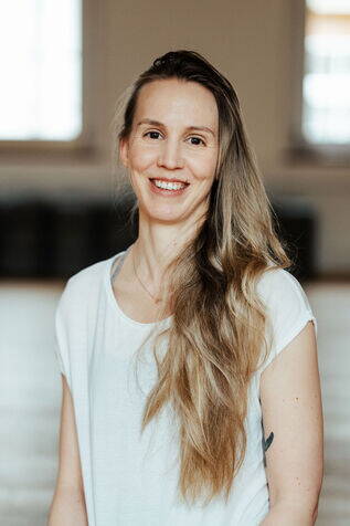 Deborah Leu, yogamoves Yogalehrerin Teacher Training yogamoves