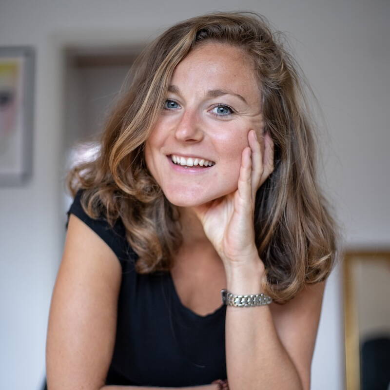 Melanie Stalder, yogamoves Melanie Stalder, yogamoves