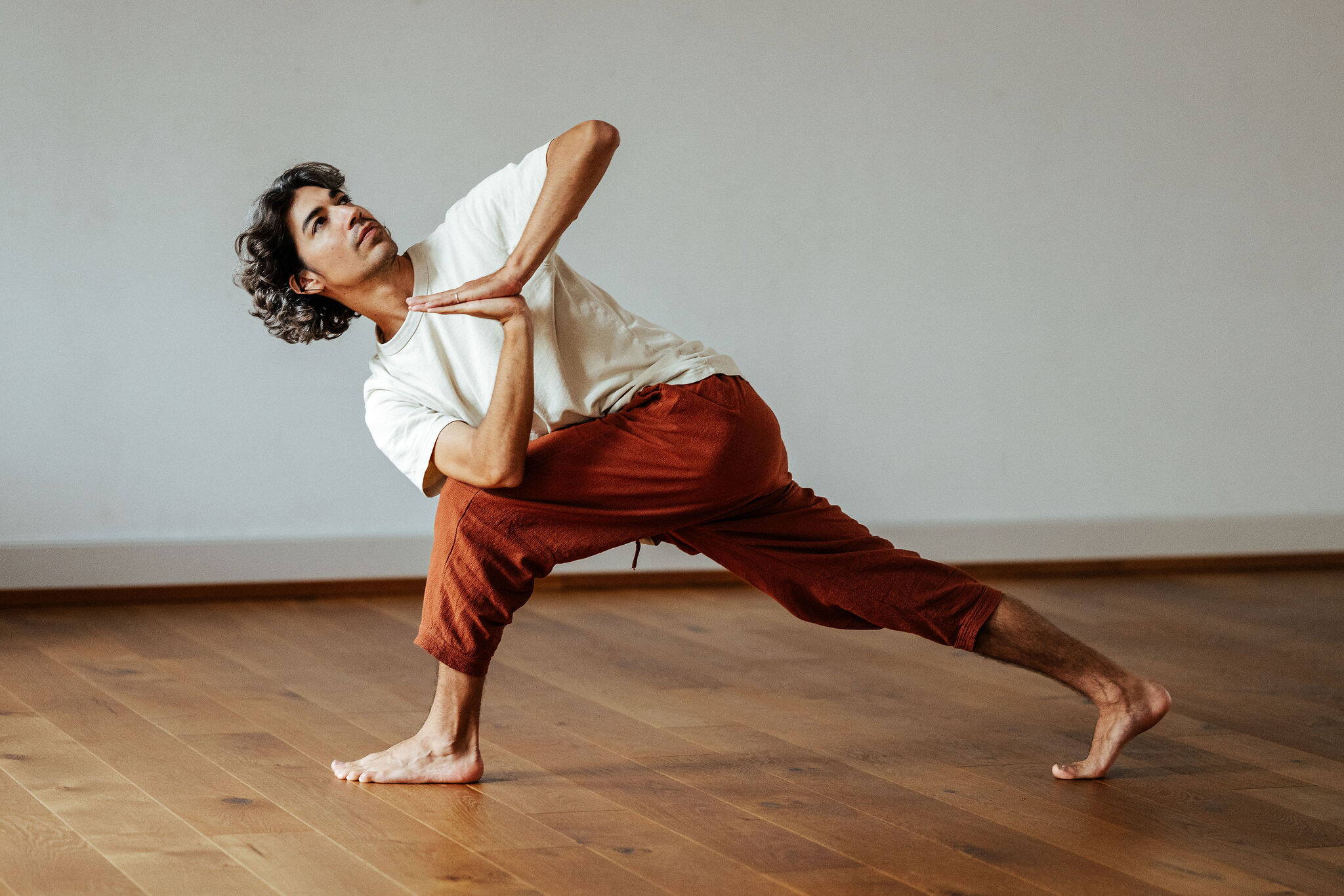 Yoga Gedrehte Winkelhaltung yogamoves Yoga Gedrehte Winkelhaltung yogamoves