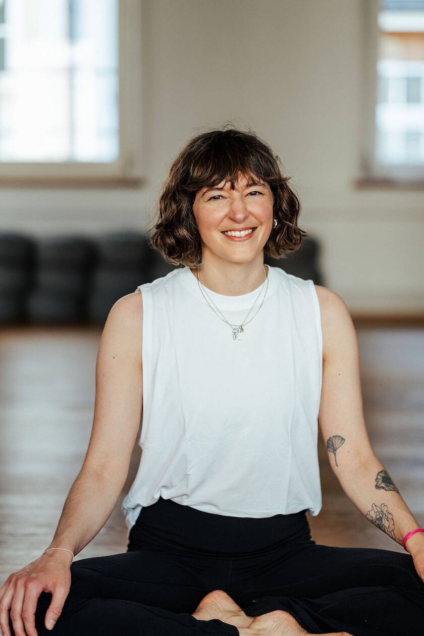 Simona Gassmann yogamoves, Simona Gassmann