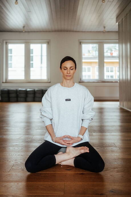 Karin Brüll, yogamoves Karin Brüll, yogamoves