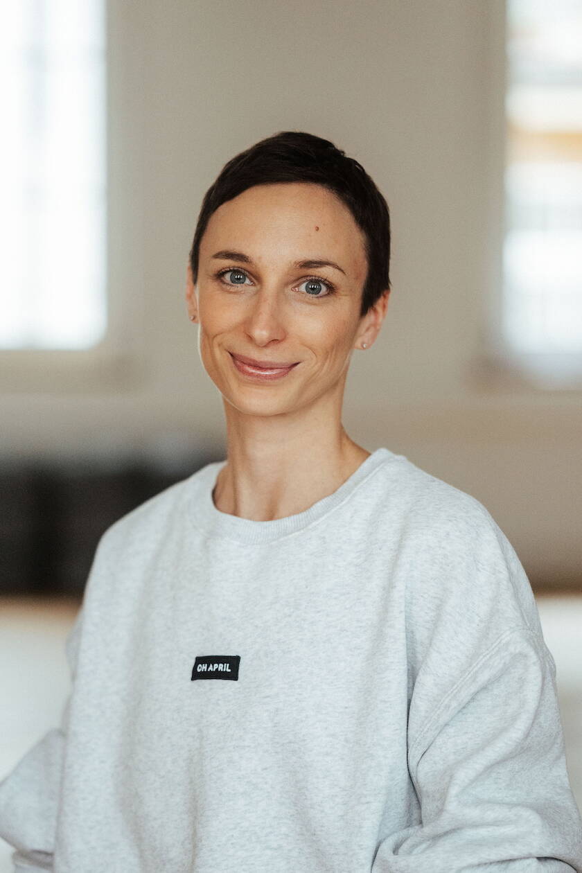 Karin Brüll, yogamoves