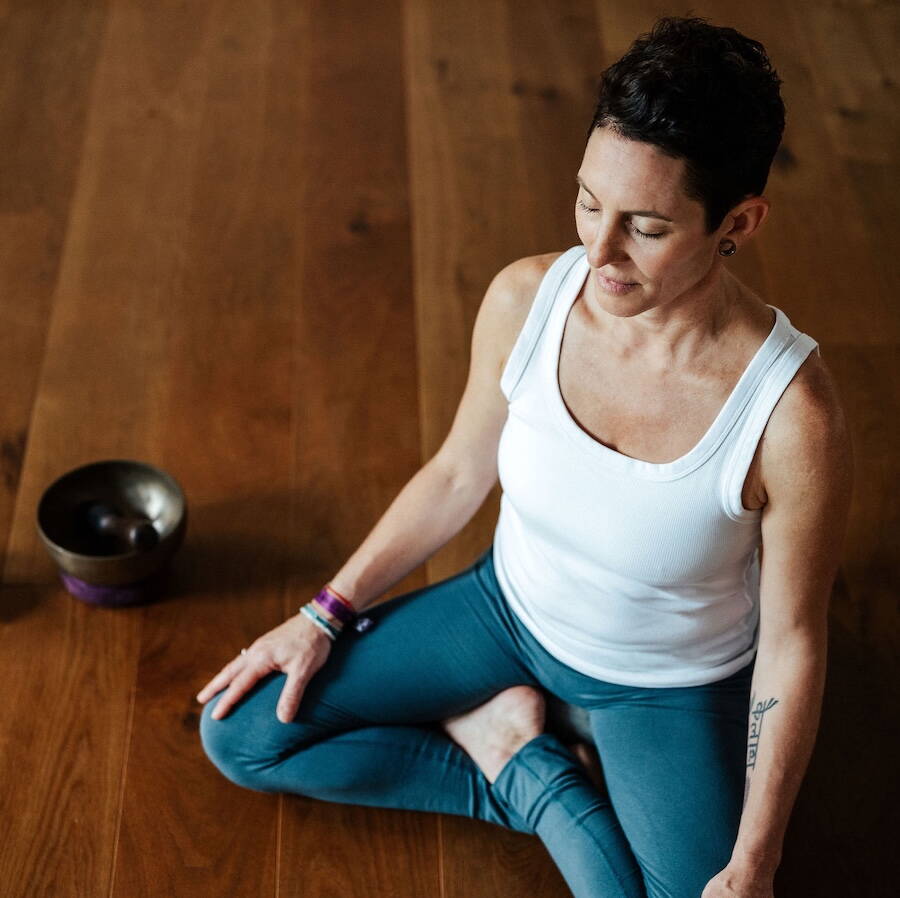 Transformative Atemwoche Diese Woche ist eine wertvolle Begleitung für einen bewussten Start ins neue Jahr – ein liebevoller Schritt zu mehr Präsenz, Lebendigkeit und vielleicht auch der Beginn einer neuen Morgenpraxis.