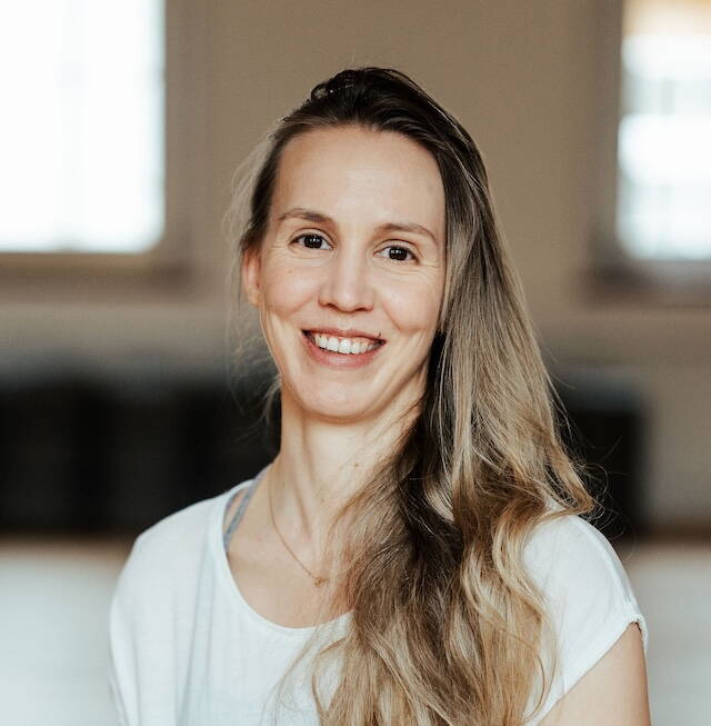 Deborah Leu Yoga Ausbildungen, Yoga und Frauengesundheit